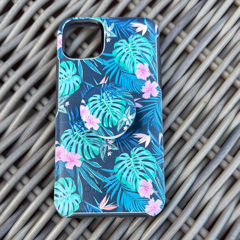 OTTER + POP SYMMETRY SERIES CASE OCEAN JUNGLE iPhone 12 Max good condition